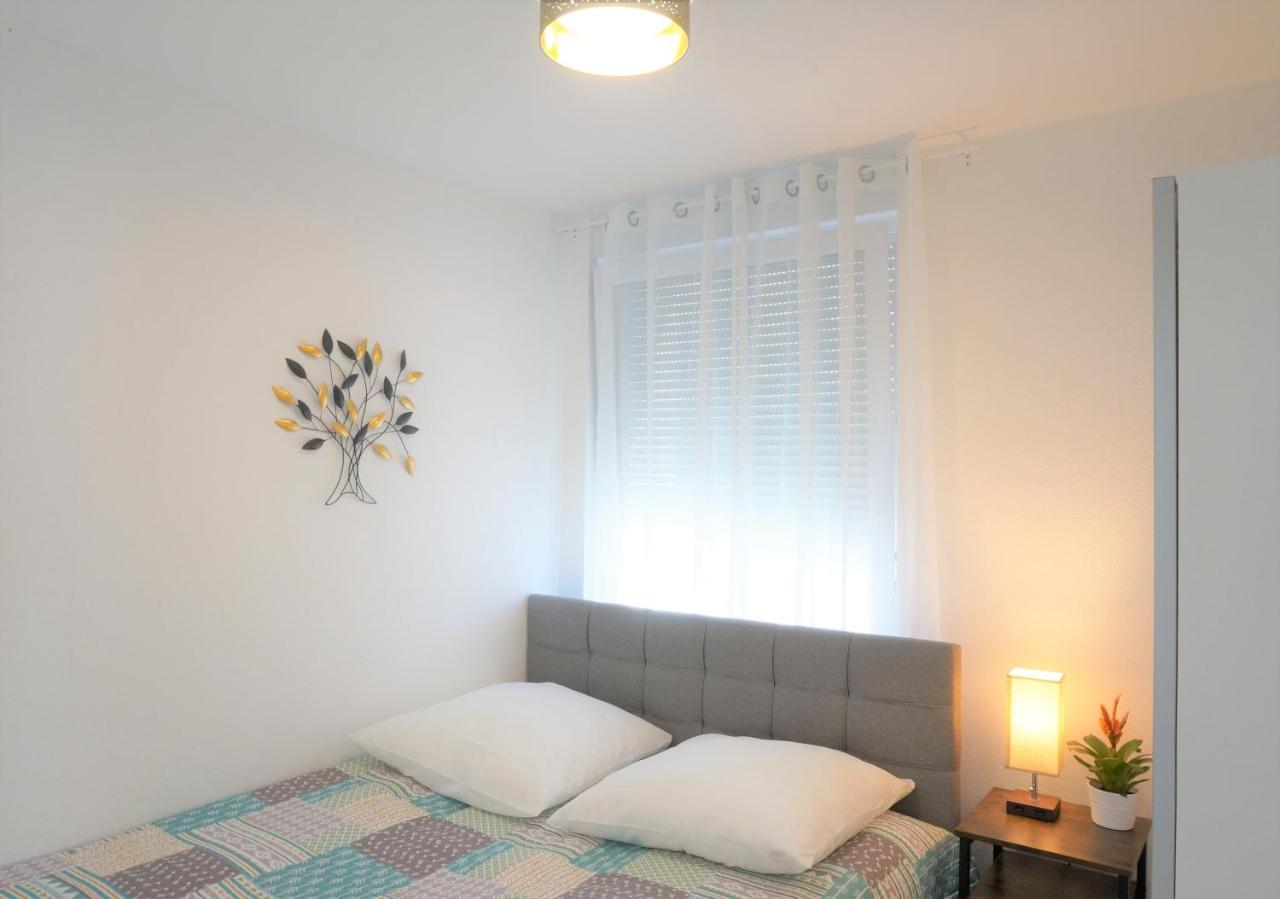 Mein Apartment Flowers Mit Kamin, Bis 10 Personen Frankenthal  Εξωτερικό φωτογραφία