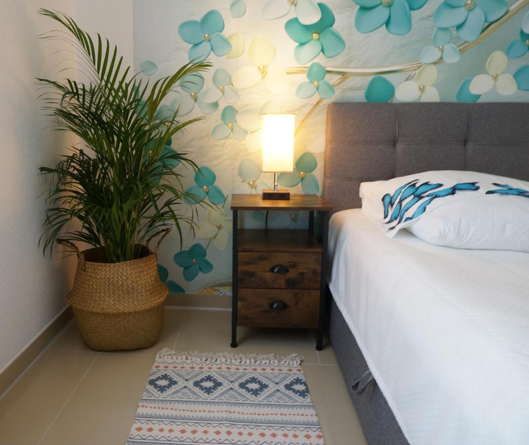 Mein Apartment Flowers Mit Kamin, Bis 10 Personen Frankenthal  Εξωτερικό φωτογραφία