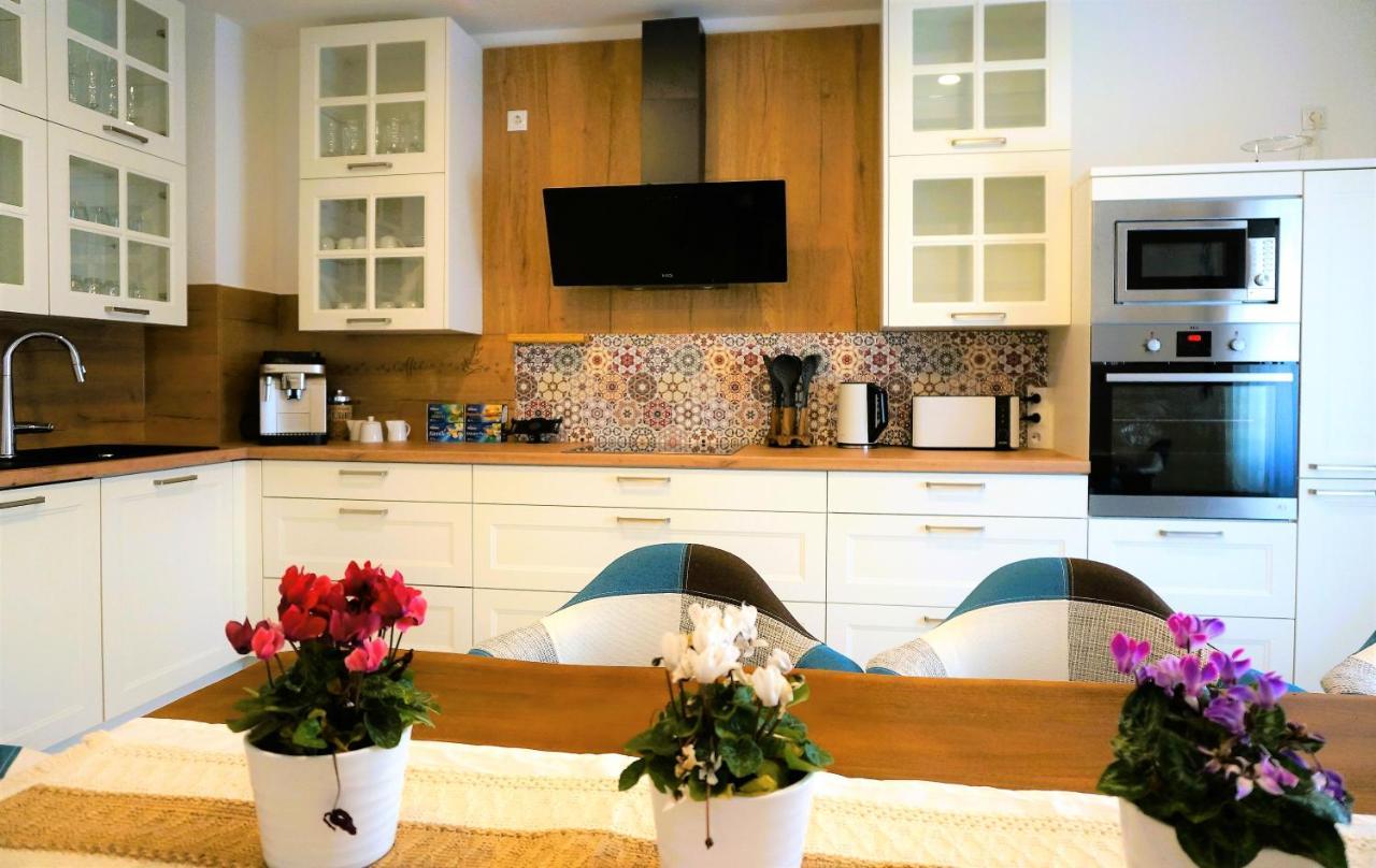 Mein Apartment Flowers Mit Kamin, Bis 10 Personen Frankenthal  Εξωτερικό φωτογραφία