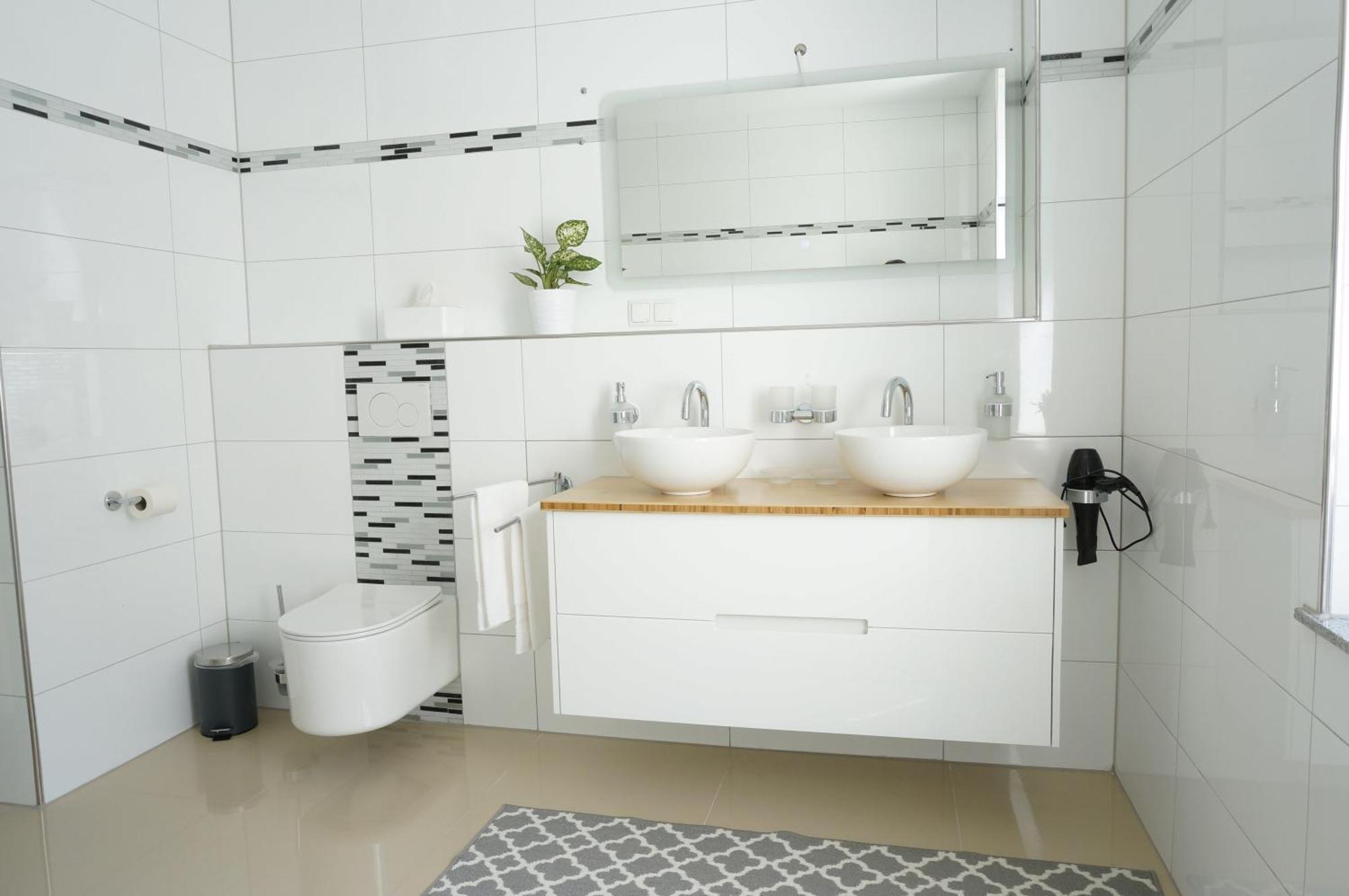 Mein Apartment Flowers Mit Kamin, Bis 10 Personen Frankenthal  Εξωτερικό φωτογραφία
